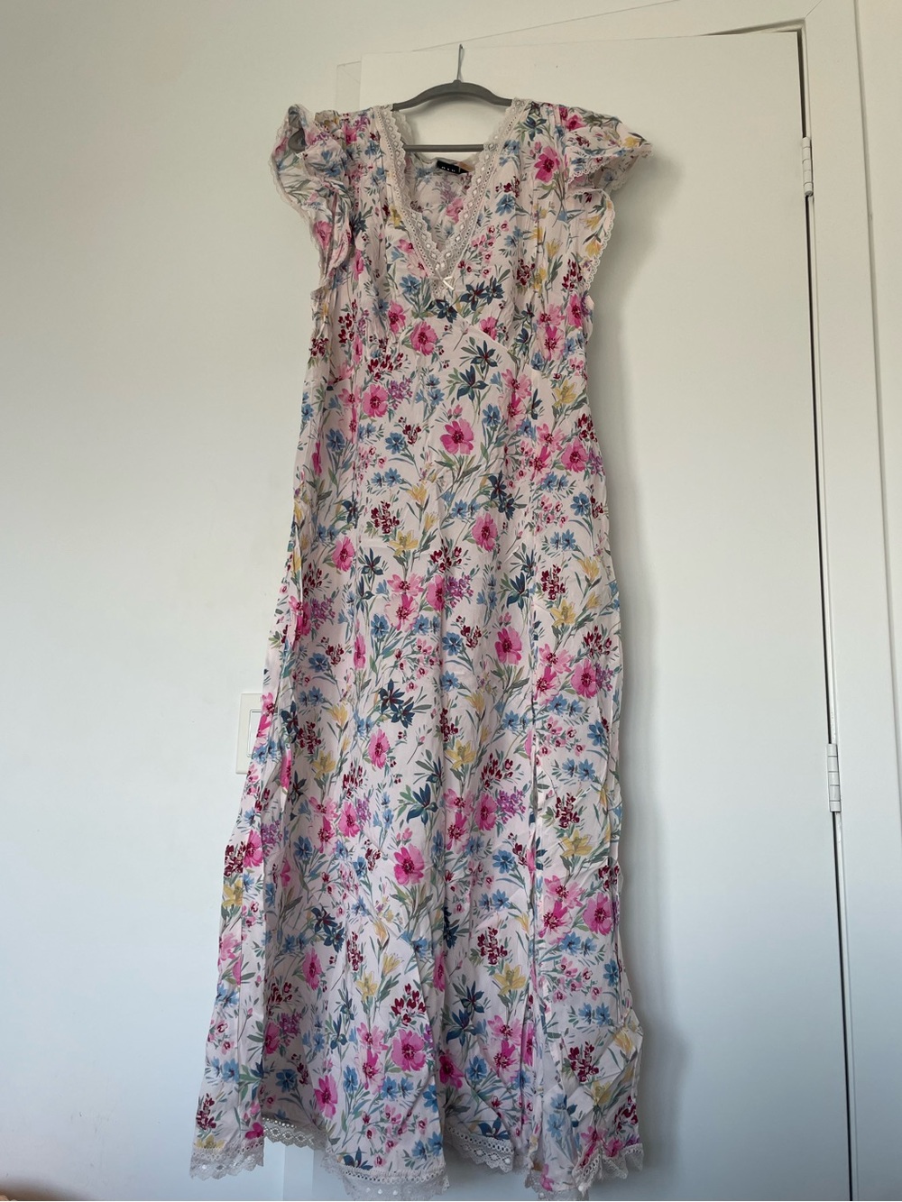 GAP Floral Lace-Trim Maxi Dress